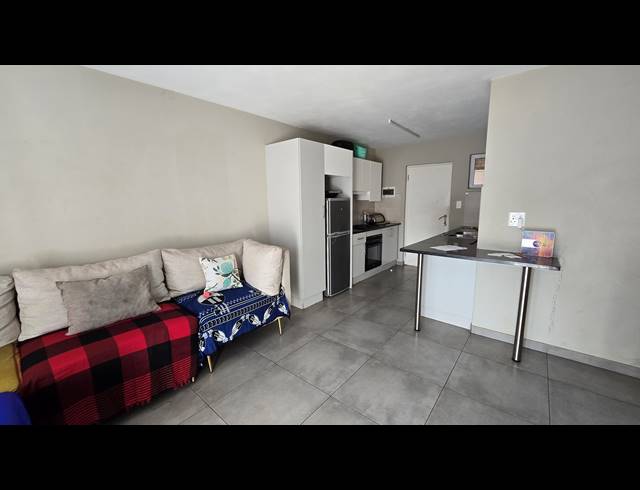 2 BEDROOM SECTIONAL TITLE FOR SALE IN NORTON SMALL FARMS